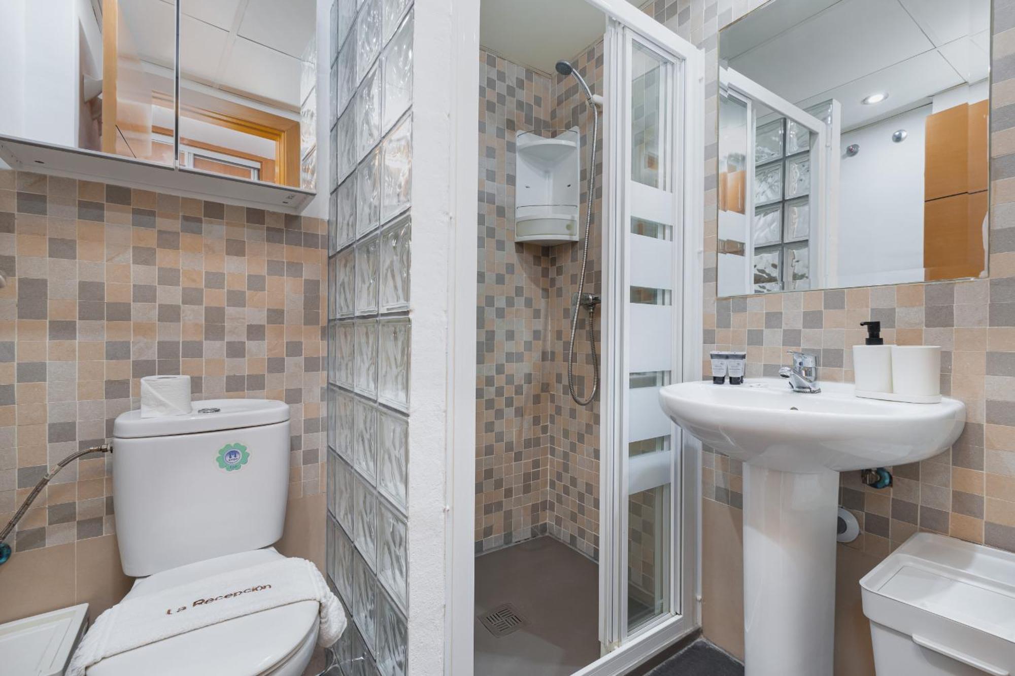 C55 Cosy Apartment Close To The Beach Малага Экстерьер фото